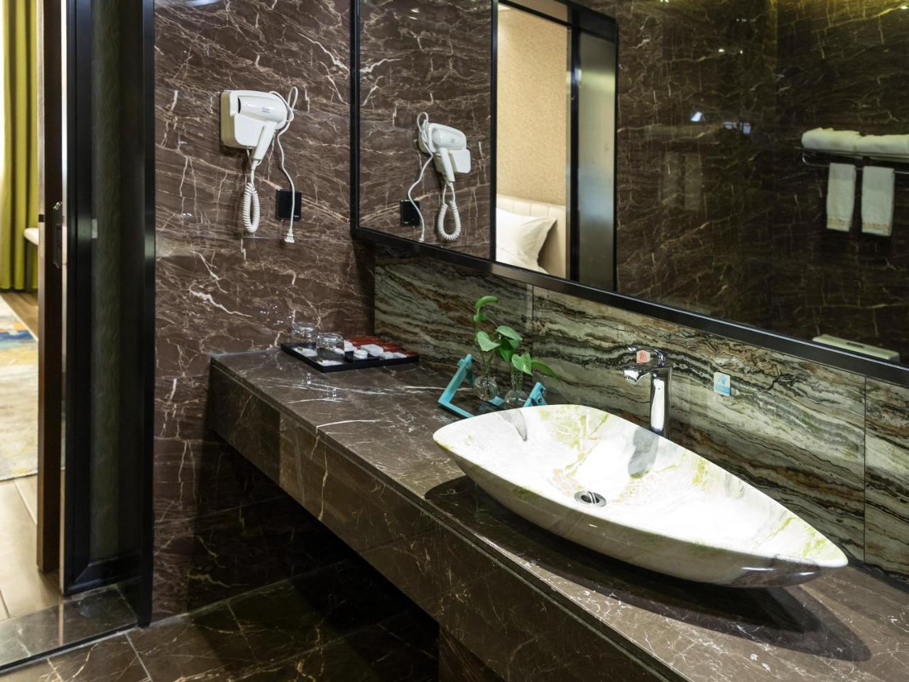 Kardon Hotel Gorgeous Γκουανγκζού Εξωτερικό φωτογραφία